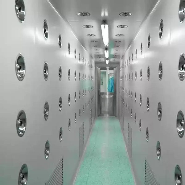 Cleanroom decontamination Air Shower Chamber inner view